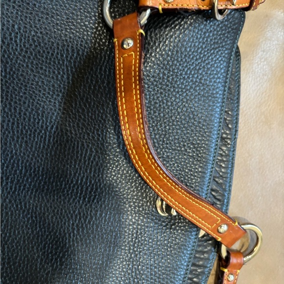 Coach Black Leather Shoulder Bag - Picture 4 of 7